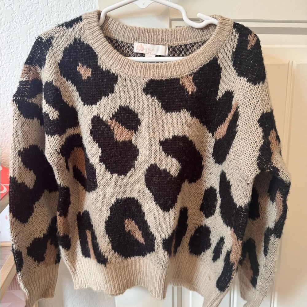 Gianni Bini girls Leopard Print Sweater